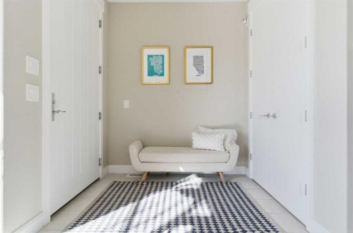 2024 36 Avenue, Calgary, AB - Indoor