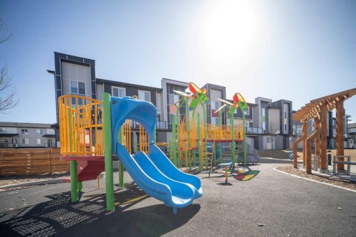 90 Redstone Way Ne, Calgary, AB - Outdoor