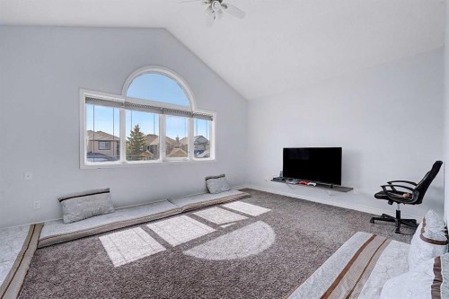 644 Luxstone Landing Sw, Airdrie, AB - Indoor