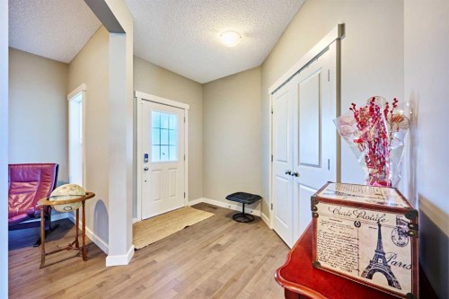 109 Sherwood Road Nw, Calgary, AB - Indoor Photo Showing Other Room