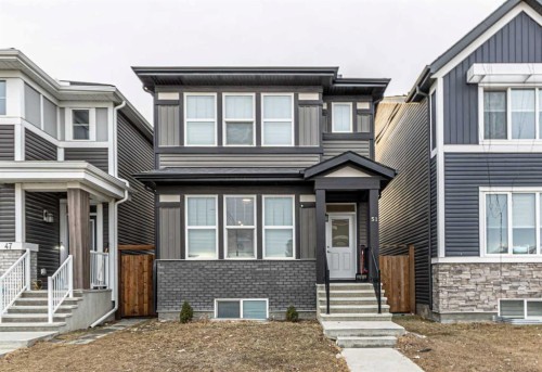 51 Corner Meadows Villas Ne, Calgary, AB - Outdoor With Facade