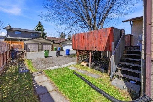 62 Templeson Crescent Ne, Calgary, AB - Outdoor