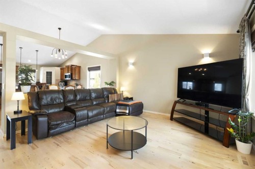 57 Thornfield Close Se, Airdrie, AB - Indoor Photo Showing Living Room