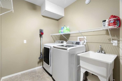 57 Thornfield Close Se, Airdrie, AB - Indoor Photo Showing Laundry Room