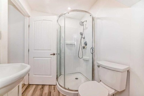 54 Panatella Park Nw, Calgary, AB - Indoor Photo Showing Bathroom
