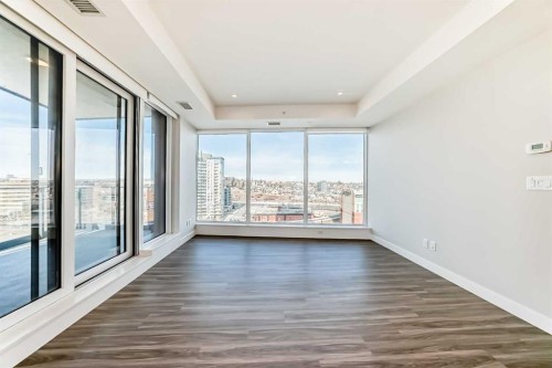 802-530 3 Street Se, Calgary, AB - Indoor Photo Showing Other Room
