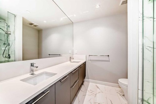 802-530 3 Street Se, Calgary, AB - Indoor Photo Showing Bathroom