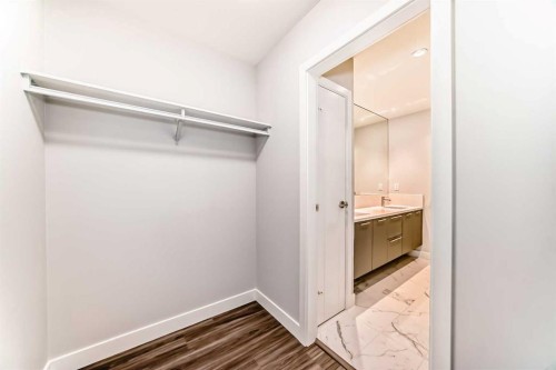802-530 3 Street Se, Calgary, AB - Indoor With Storage