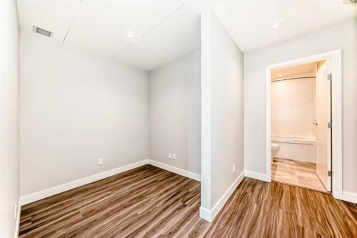 802-530 3 Street Se, Calgary, AB - Indoor Photo Showing Other Room