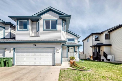 44 Canoe Square SW Airdrie, AB T4B 2N5