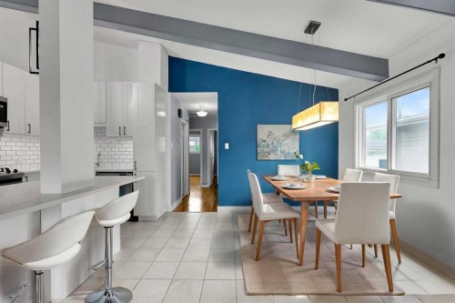 639 Kingsmere Crescent Sw, Calgary, AB - Indoor Photo Showing Dining Room