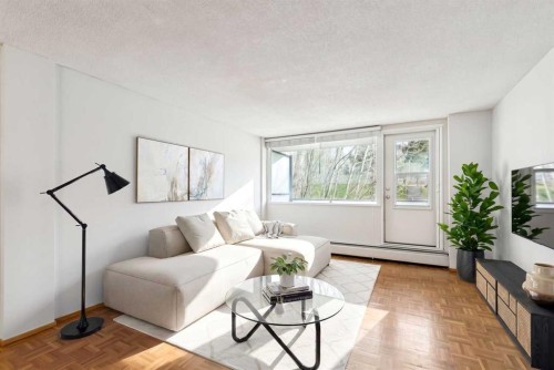 357-1620 8 Avenue Nw, Calgary, AB - Indoor Photo Showing Other Room