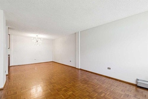 357-1620 8 Avenue Nw, Calgary, AB - Indoor Photo Showing Other Room