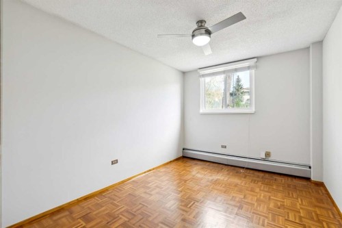357-1620 8 Avenue Nw, Calgary, AB - Indoor Photo Showing Other Room