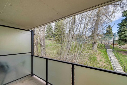 357-1620 8 Avenue Nw, Calgary, AB - Outdoor