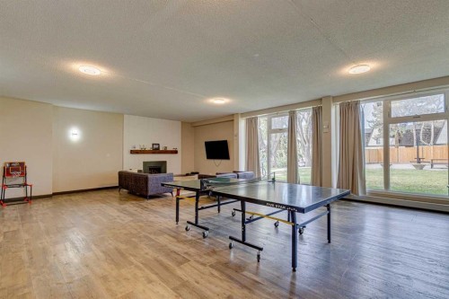 357-1620 8 Avenue Nw, Calgary, AB - Outdoor