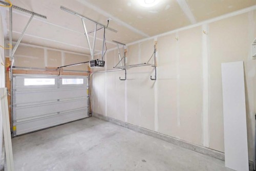 556 Redstone View Ne, Calgary, AB - Indoor Photo Showing Garage