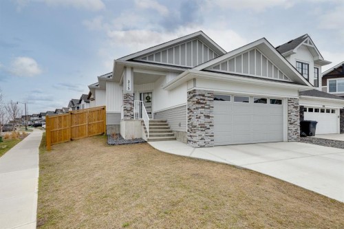 315 Monterey Place SE High River, AB T1V 0H6