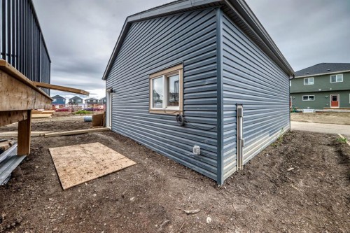 96 Fireside Common, Cochrane, AB 