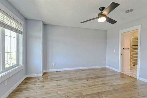 179 Rainbow Falls Drive, Chestermere, AB - Indoor Photo Showing Other Room