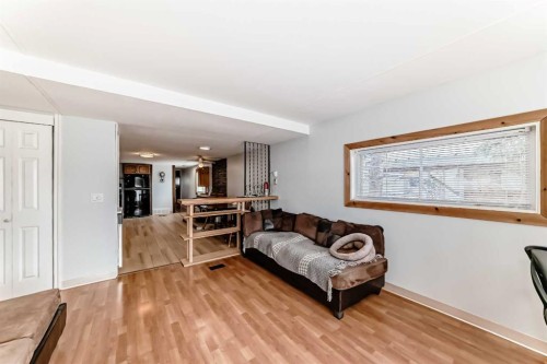 431-3223 83 Street Nw, Calgary, AB 