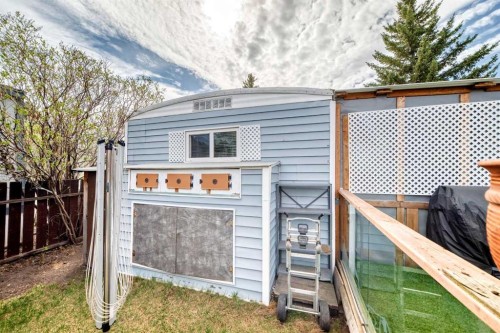 431-3223 83 Street Nw, Calgary, AB 