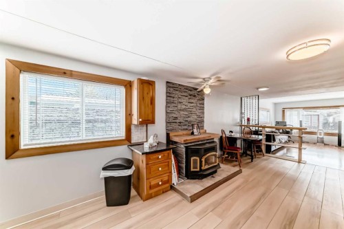 431-3223 83 Street Nw, Calgary, AB 