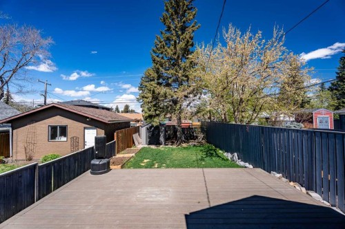 224 30 Avenue Ne, Calgary, AB - Outdoor