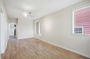 224 30 Avenue Ne, Calgary, AB  - Indoor Photo Showing Other Room 