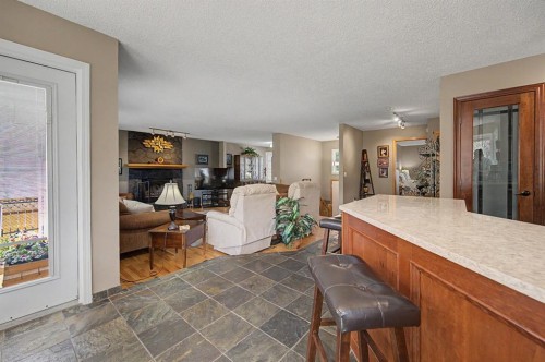 7 Straddock Crescent Sw, Calgary, AB - Indoor