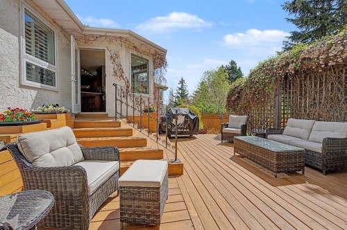 7 Straddock Crescent Sw, Calgary, AB - Outdoor With Deck Patio Veranda
