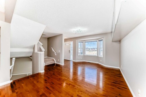 8407 Saddlebrook Drive Ne, Calgary, AB - Indoor Photo Showing Other Room