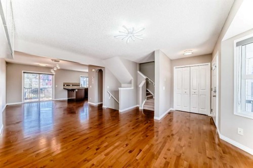 8407 Saddlebrook Drive Ne, Calgary, AB - Indoor Photo Showing Other Room
