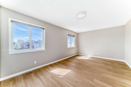 8407 Saddlebrook Drive Ne, Calgary, AB - Indoor Photo Showing Other Room