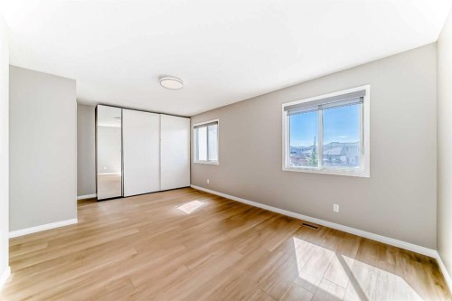 8407 Saddlebrook Drive Ne, Calgary, AB - Indoor Photo Showing Other Room