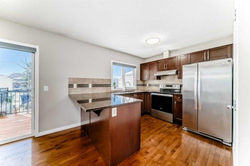 8407 Saddlebrook Drive Ne, Calgary, AB - Indoor Photo Showing Kitchen