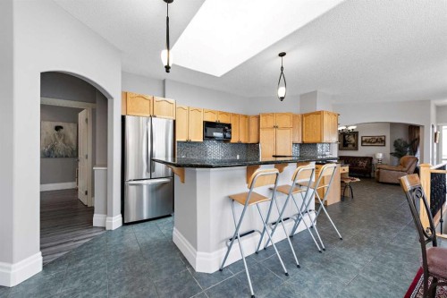 131 Invermere Close, Chestermere, AB 