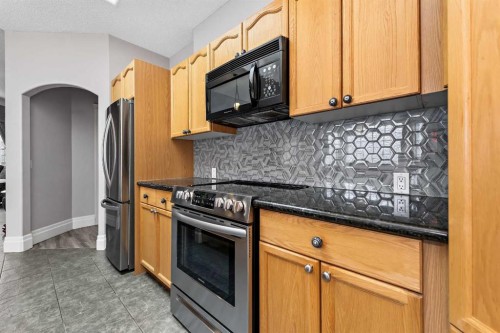 131 Invermere Close, Chestermere, AB 