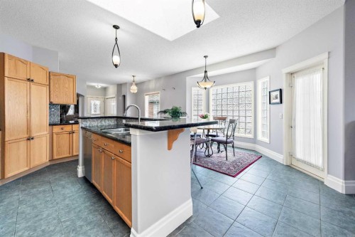 131 Invermere Close, Chestermere, AB 