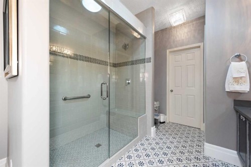 131 Invermere Close, Chestermere, AB 