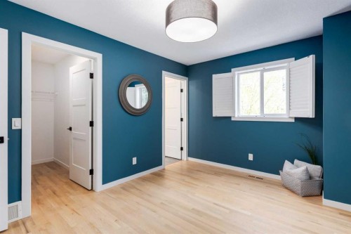 81 Inglewood Point Se, Calgary, AB - Indoor Photo Showing Other Room