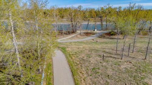 81 Inglewood Point Se, Calgary, AB - Outdoor With View