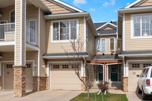 27 Royal Birch Mount Nw, Calgary, AB - Outdoor With Facade