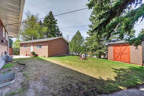 26 Cardiff Place Nw, Calgary, AB - Outdoor