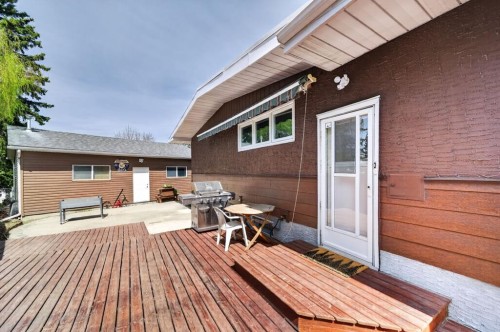 26 Cardiff Place Nw, Calgary, AB - Outdoor With Deck Patio Veranda With Exterior