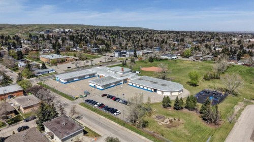 26 Cardiff Place Nw, Calgary, AB - Outdoor With View