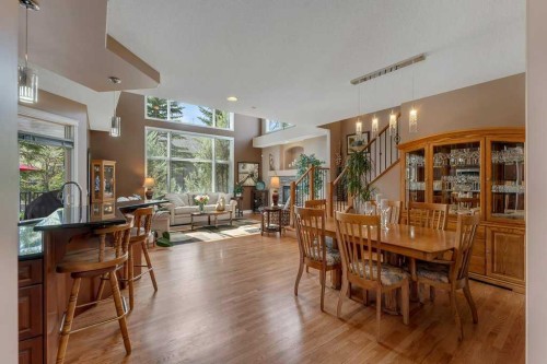101 Valley Creek Place Nw, Calgary, AB - Indoor Photo Showing Dining Room