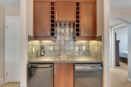 101 Valley Creek Place Nw, Calgary, AB - Indoor Photo Showing Kitchen