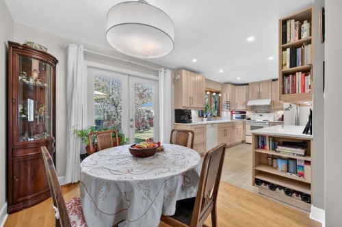 3811 24 Street Nw, Calgary, AB - Indoor Photo Showing Dining Room