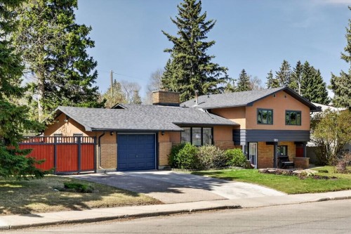 3811 24 Street Nw, Calgary, AB - Outdoor With Facade